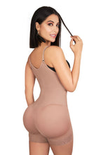 Load image into Gallery viewer, BOYSHORTS WITH COVERED BACK AND SIDE ZIPPER