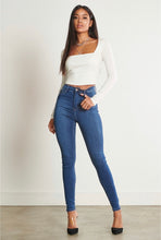 Load image into Gallery viewer, Ocalia Jeans