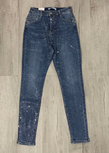 Load image into Gallery viewer, Laney Jeans