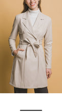 Load image into Gallery viewer, Briseyda Coat