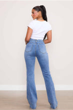 Load image into Gallery viewer, Mariah Jeans