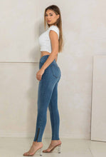 Load image into Gallery viewer, Jamie Jeans