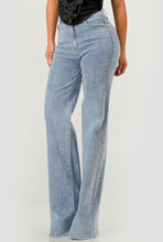 Load image into Gallery viewer, Sophia Jeans